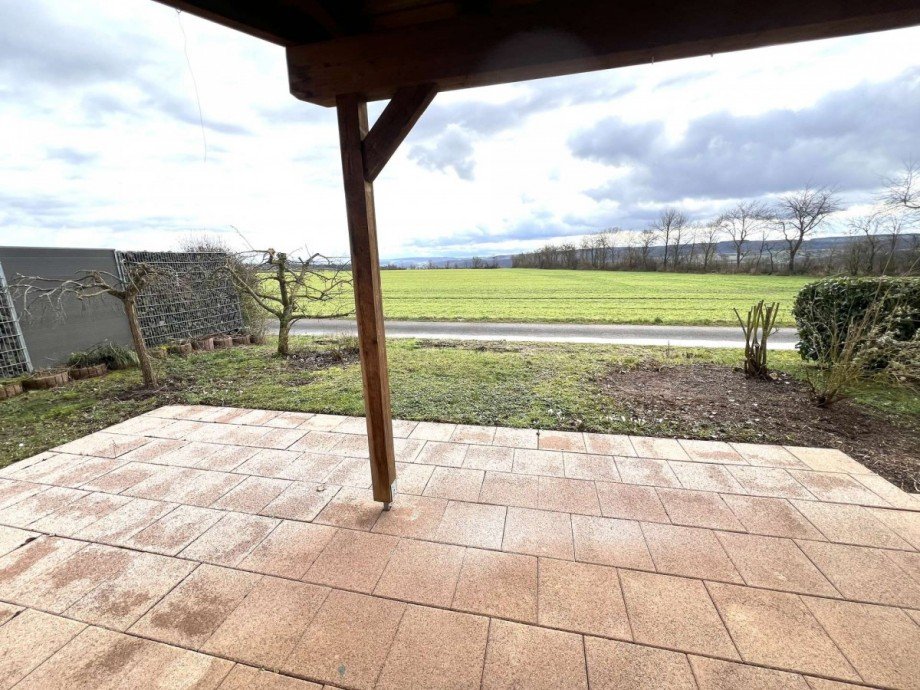 Terrasse im EG Doppelhaush�lfte Monzingen
