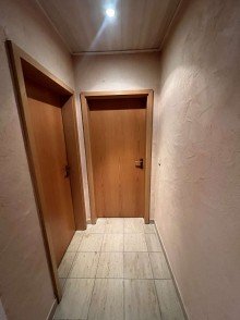 Flur DG Haus 1 PREISREDUZIERUNG!2 H�user zu einem Preis mit gro�em Grundst�ck in Randlage von Aschbach zu verkaufen