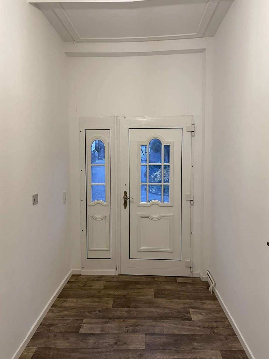 Eingangst�r Wohnung Schneppenbach