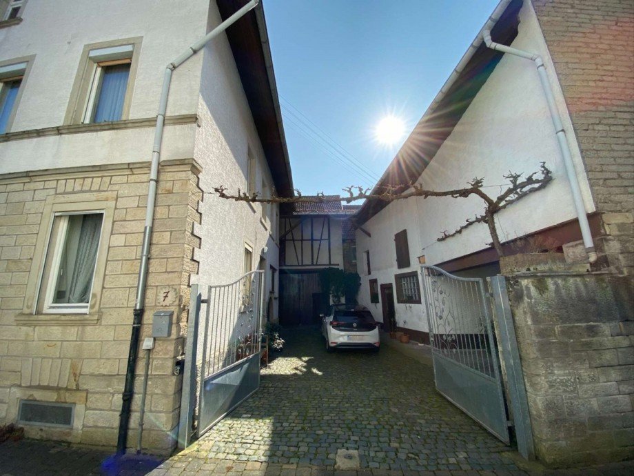 Innenhof Bauernhaus Monzingen