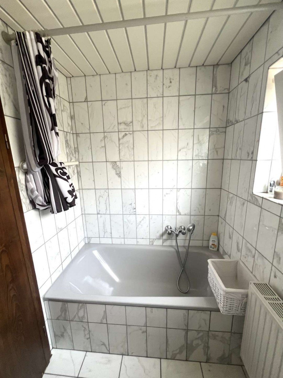 Bad OG Einfamilienhaus Tiefenbach