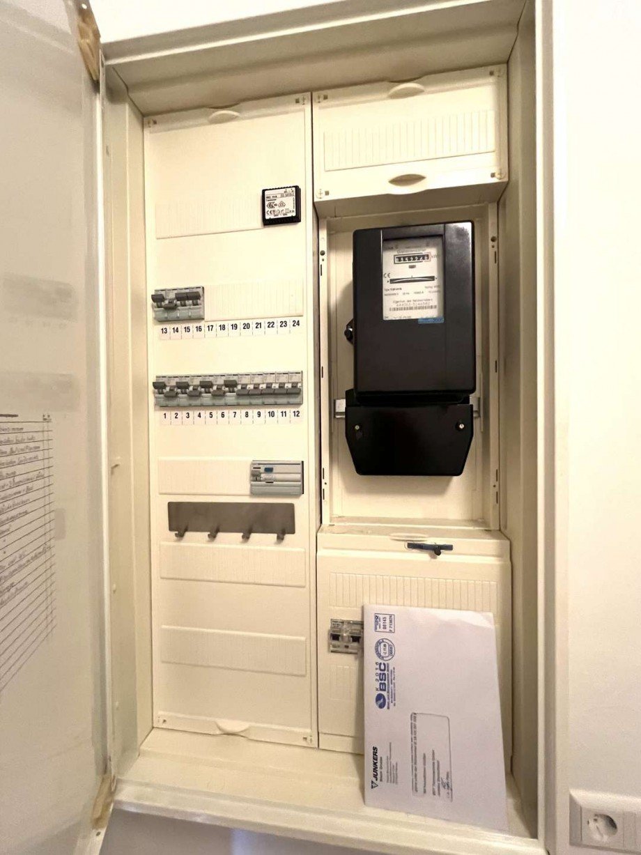 Elektrokasten im HWR EG Doppelhaush�lfte Monzingen