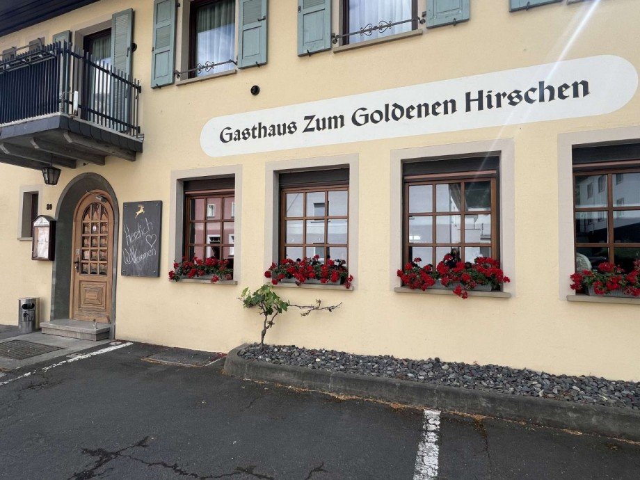 Hausansicht und Eingang Haus Martinstein