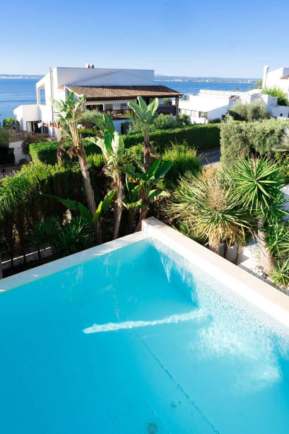 Pool mit Meerblick Ferienhaus Alcanada / Mallorca