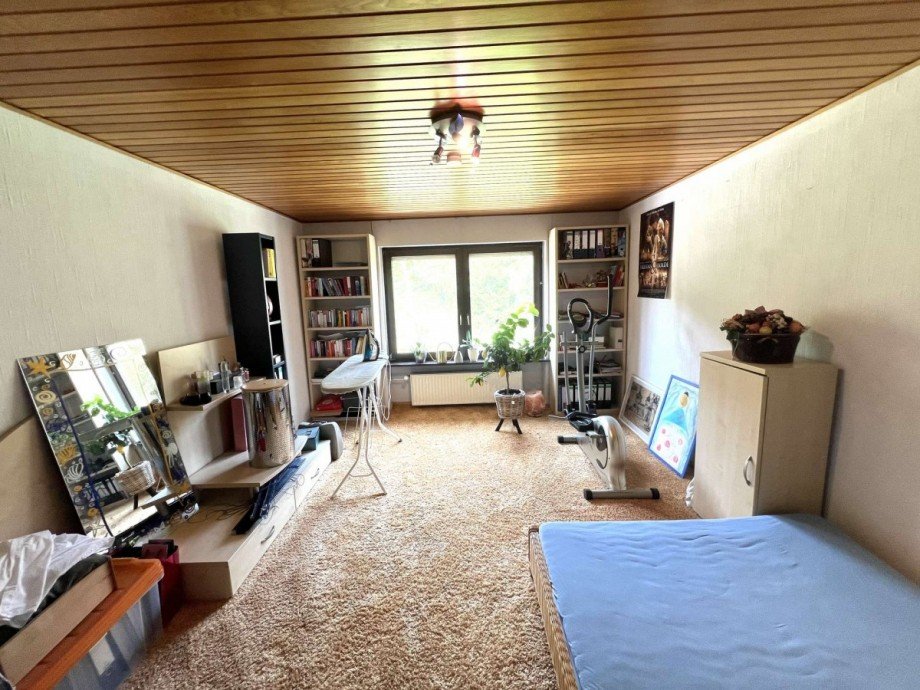 Zimmer 1 OG Einfamilienhaus Tiefenbach