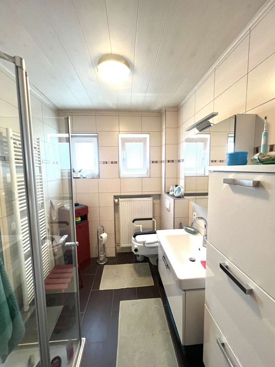 Badezimmer EG Einfamilienhaus Meisenheim