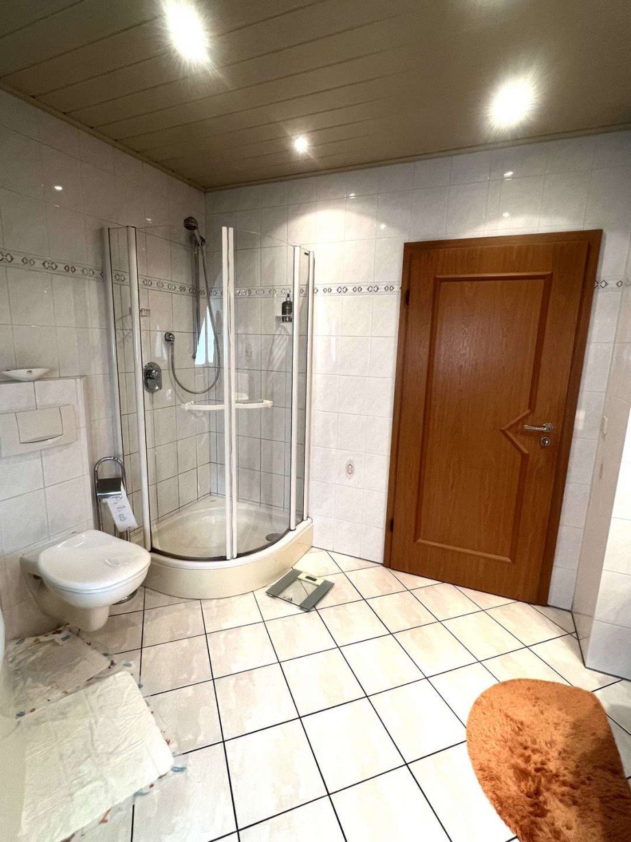 Bad DG Einfamilienhaus Obermoschel