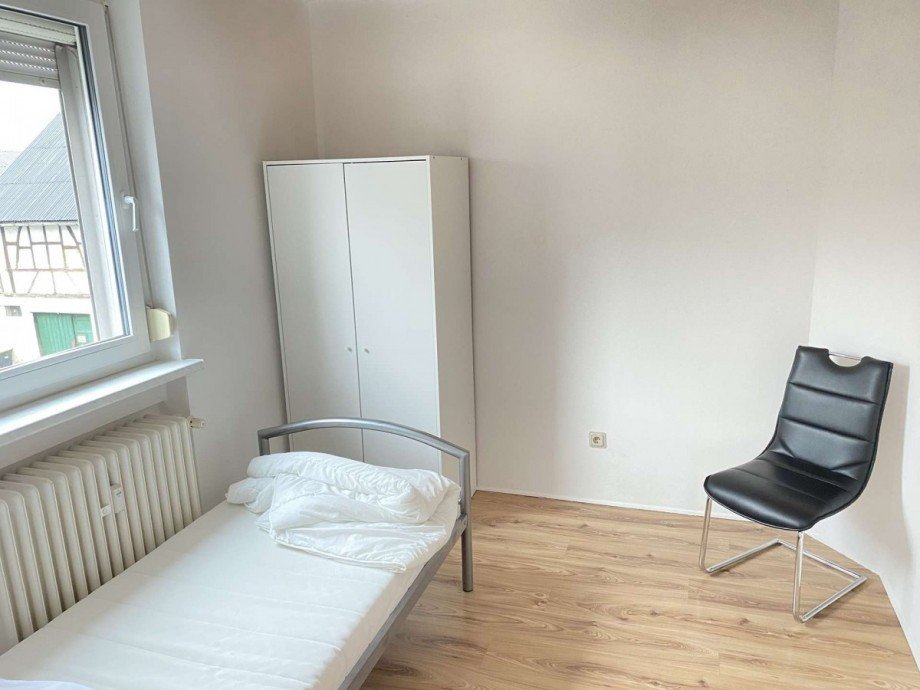 Schlafzimmer OG Renditeobjekt Kappel