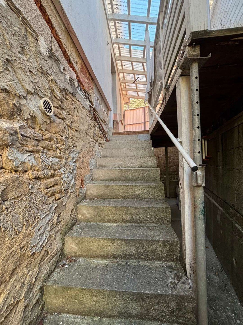 Au�entreppe zur OG Wohnung Zweifamilienhaus Callbach