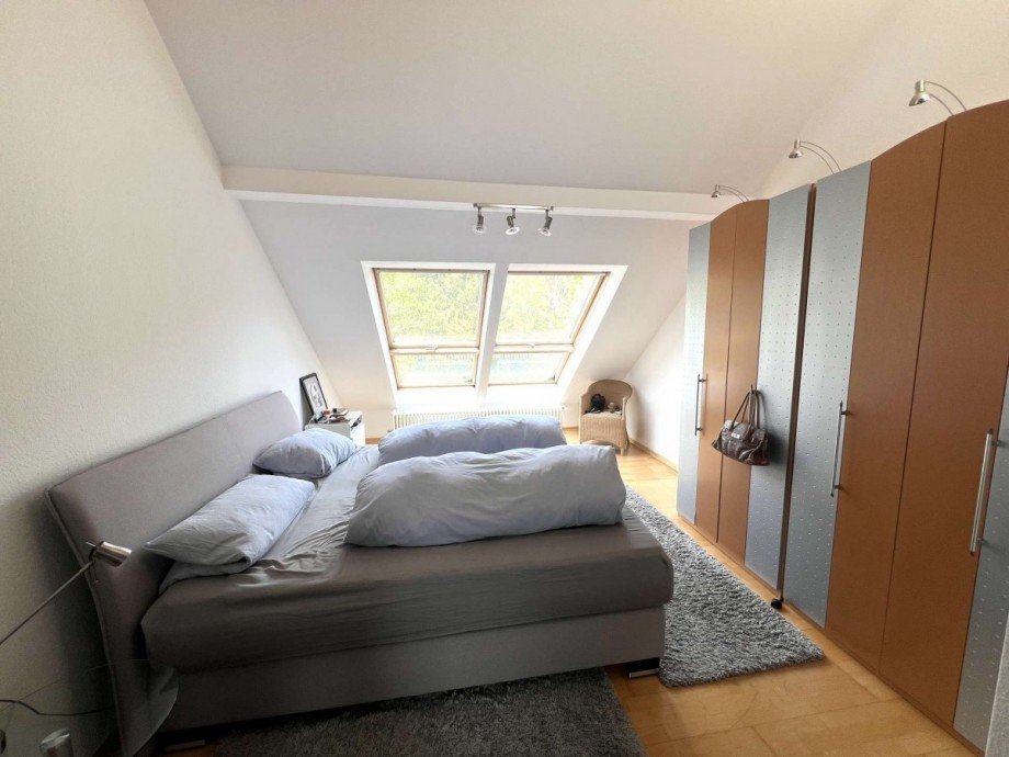 Schlafzimmer DG Einfamilienhaus Tiefenbach