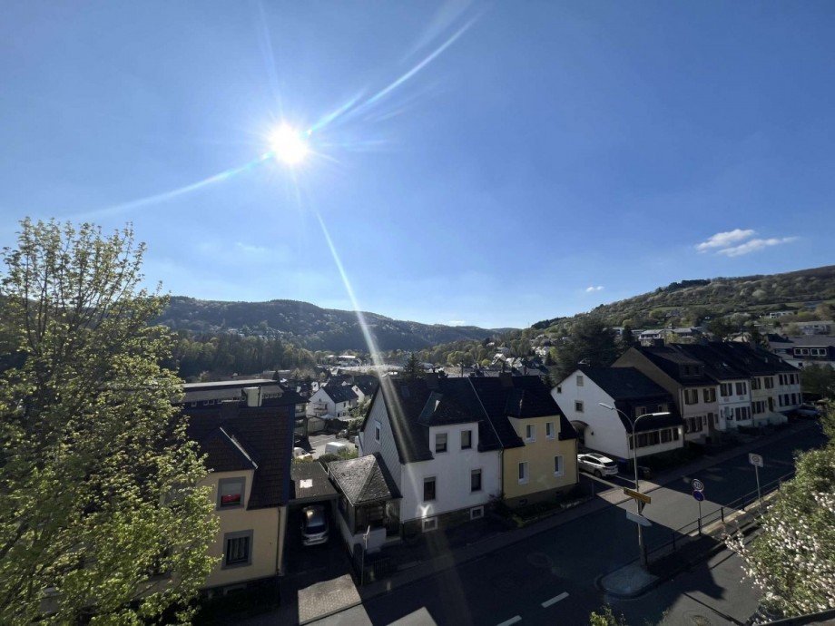 Blick von Wohnung DG Schlafen Mehrfamilienhaus Kirn