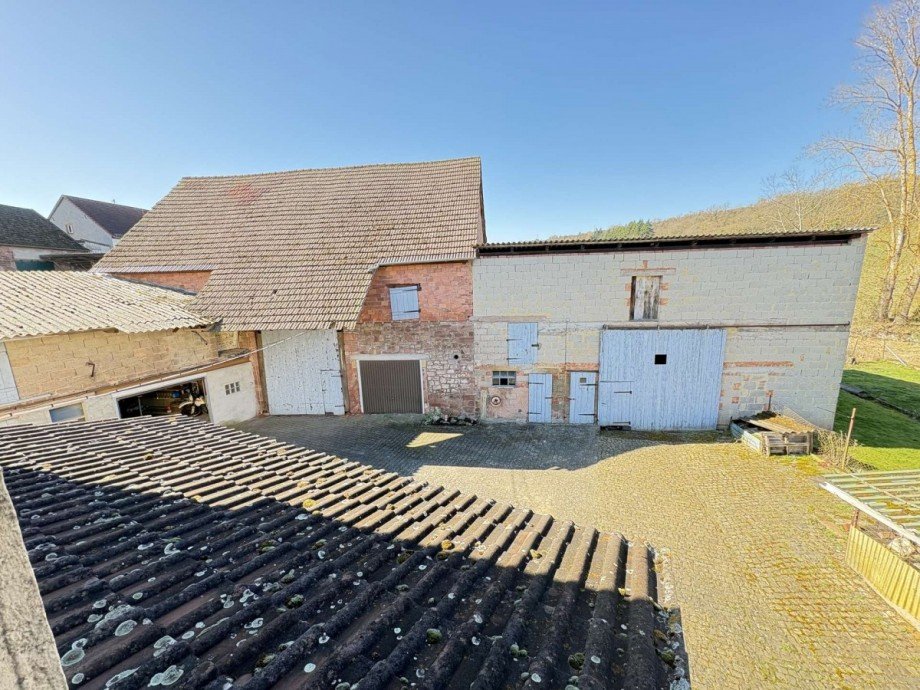 Nebengeb�ude mit Innenhof Haus B�rweiler