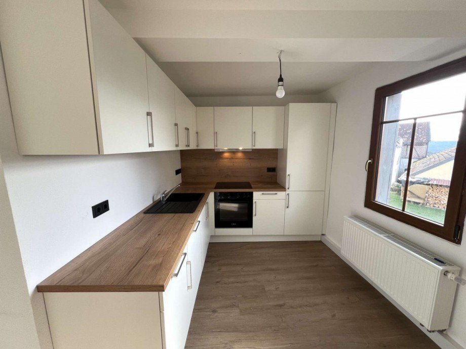 Einbauk�che OG Vorderhaus Etagenwohnung Nu�baum