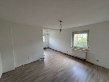 Schlafzimmer Wohnung OG TOP-GELEGENHEIT! Zwei- bis Dreifamilienhaus in zentraler Lage von Bad Sobernheim zu verkaufen