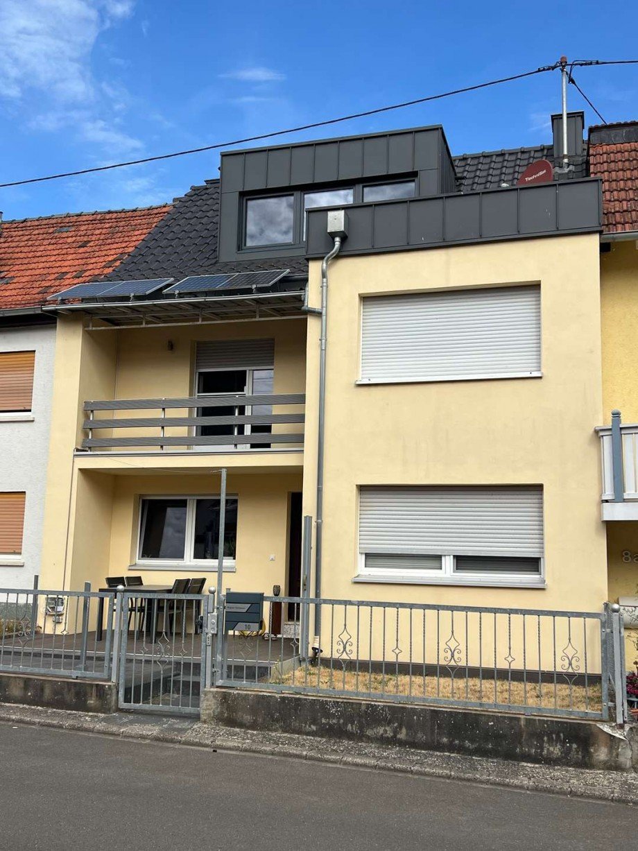 Hausansicht Einfamilienhaus Staudernheim