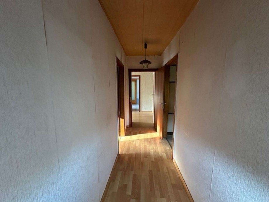 Flur OG weitere Ansicht Zweifamilienhaus Reipoltskirchen