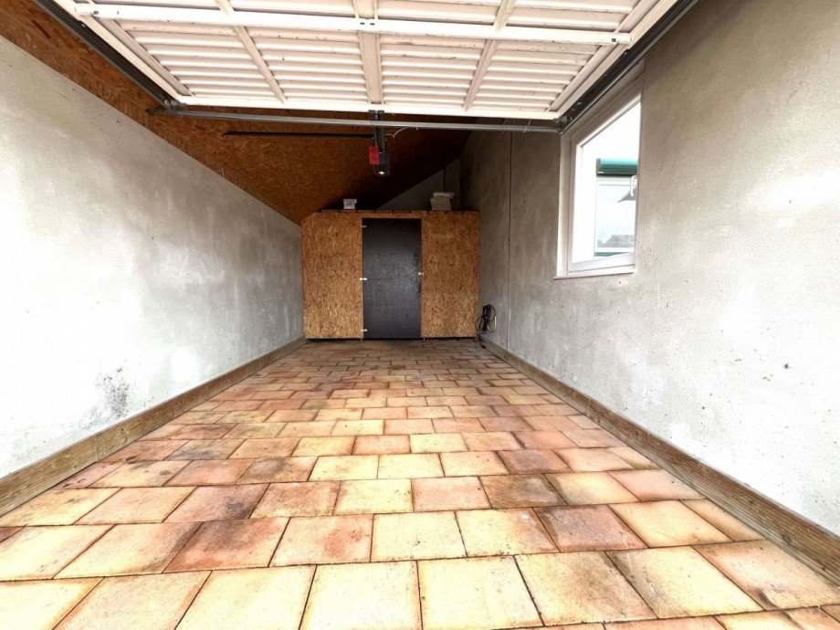 Garage Doppelhaush�lfte Monzingen