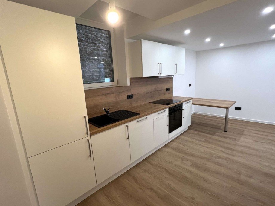 Einbauk�che EG Etagenwohnung Nu�baum